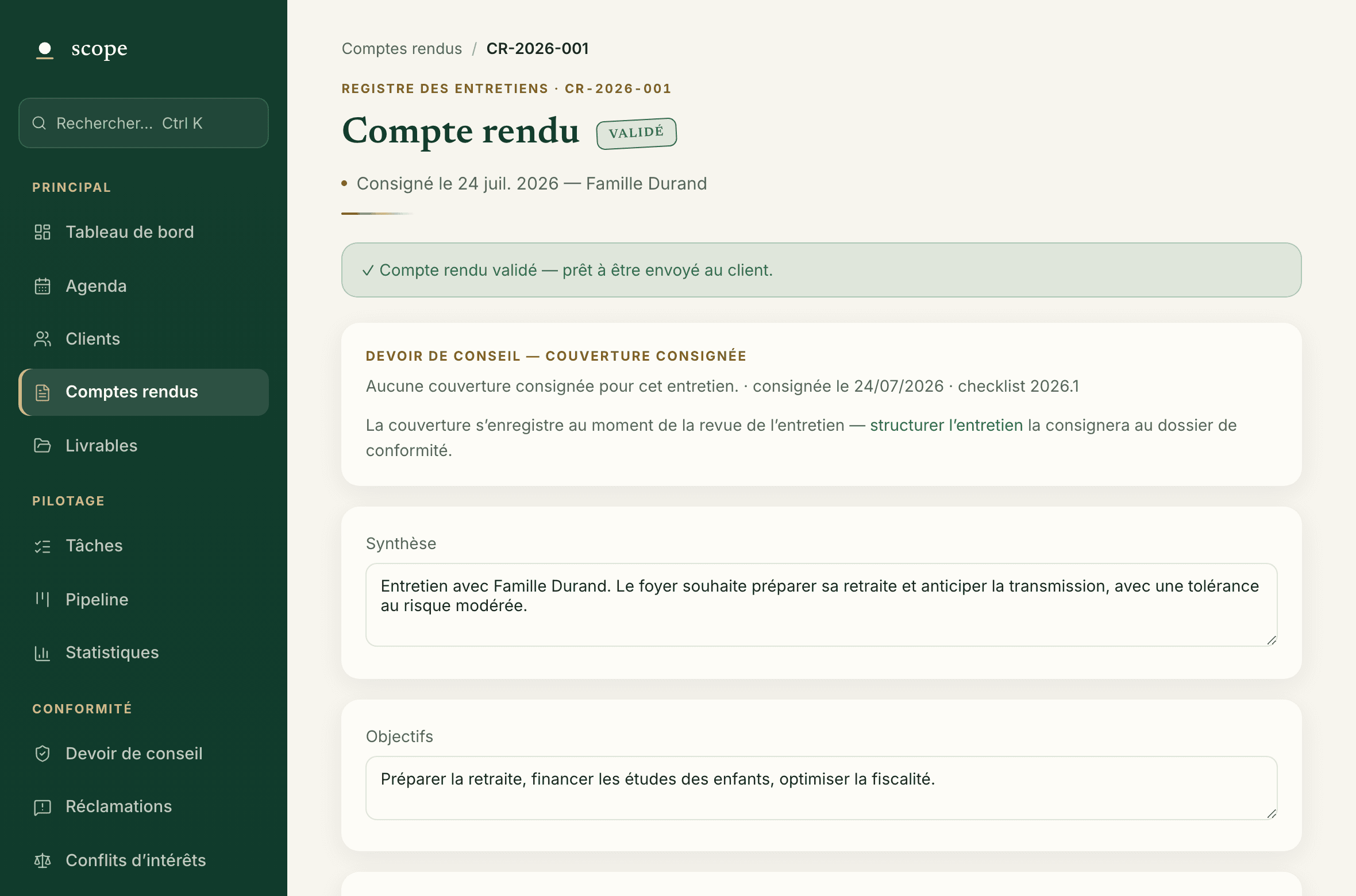 Le compte rendu d’un entretien dans scope, tamponné « Validé », avec sa synthèse, ses objectifs, ses points de vigilance et ses décisions.